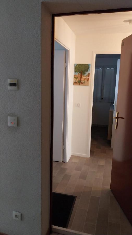 Appartement Cosy - Disneyland & Villages Nature Villeneuve-Saint-Denis Exterior foto